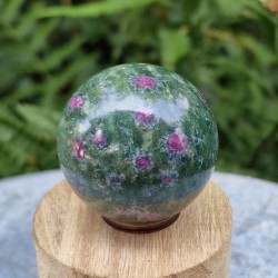 rubis sur fuchsite - sphère