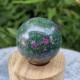 rubis sur fuchsite - sphère