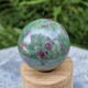 rubis sur fuchsite - sphère