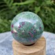 rubis sur fuchsite - sphère